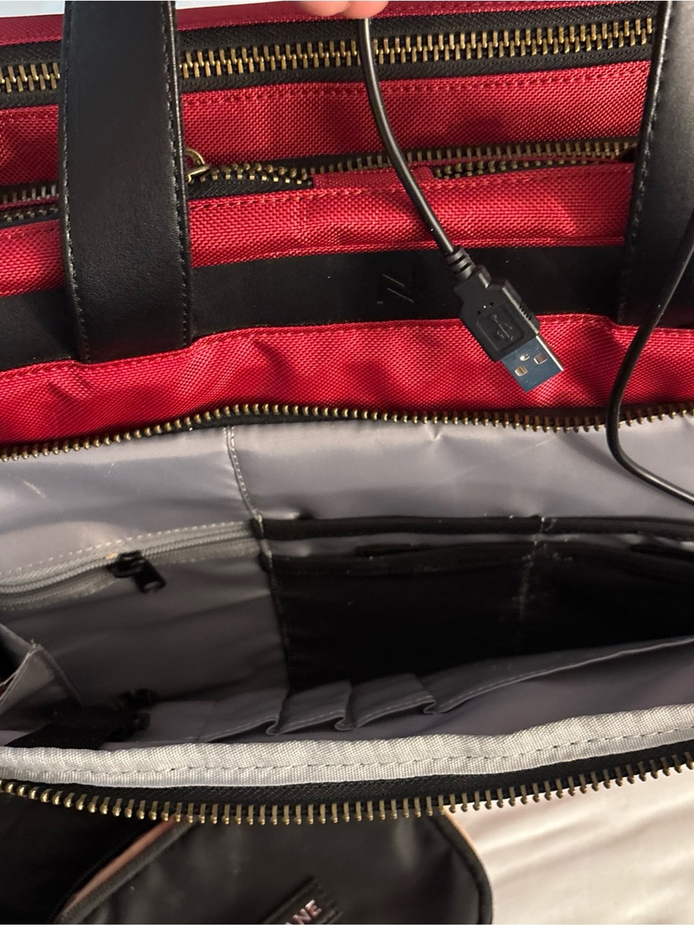 Nomad Lane Bento Bordeaux Berry Red Carry-On Duffel Bag Travel Suitcase + Cases - Picture 9 of 13